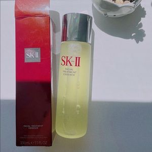 Sk-ii Facial treatment essence ( new, sealed)